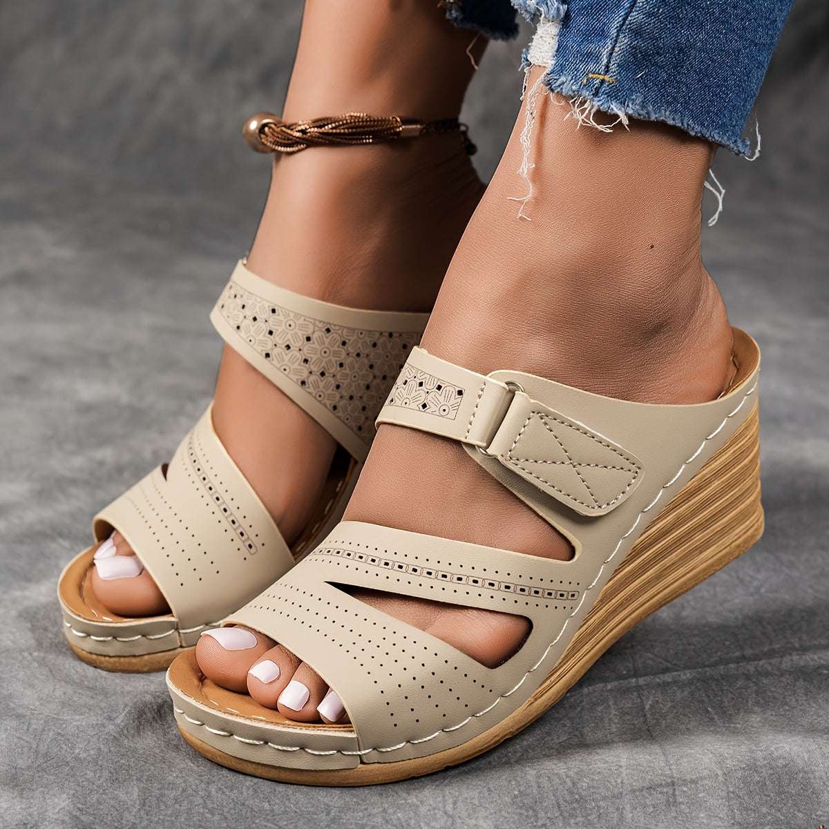 Casual Open Toe with Comfortable Ankle Strap Women's Tan Wedge Sandals