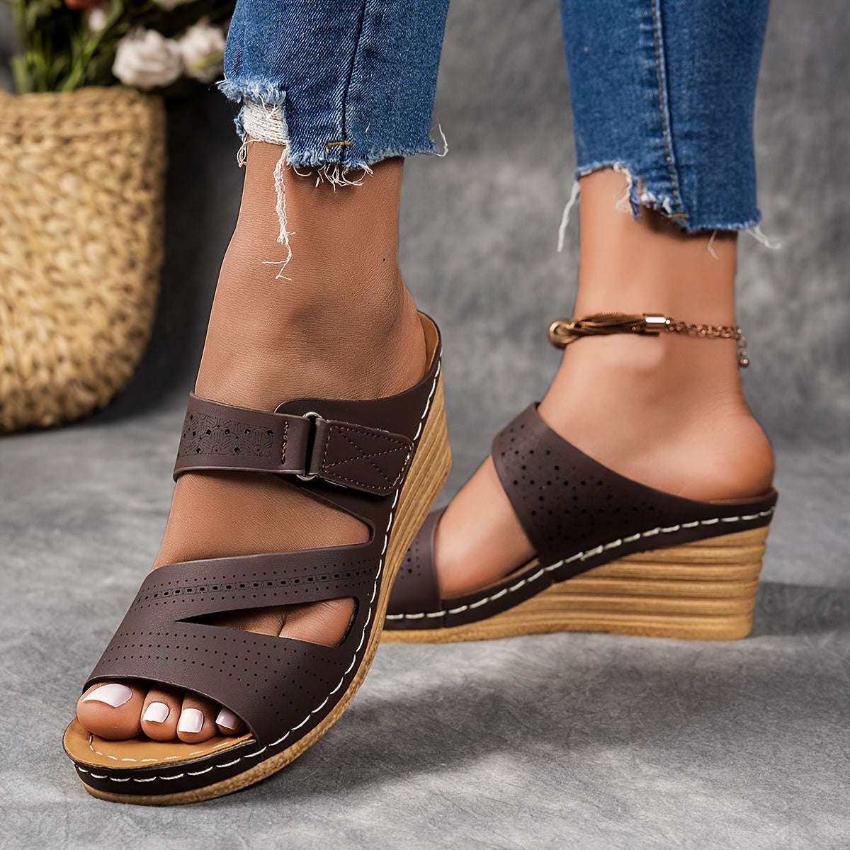Casual Open Toe with Comfortable Ankle Strap Women's Tan Wedge Sandals