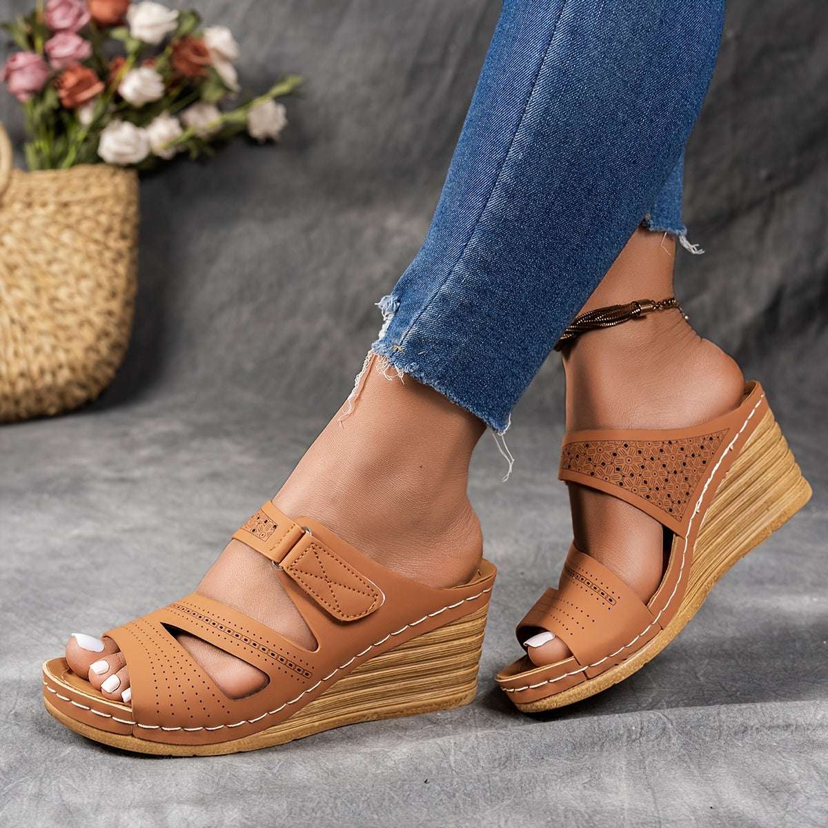 Casual Open Toe with Comfortable Ankle Strap Women's Tan Wedge Sandals