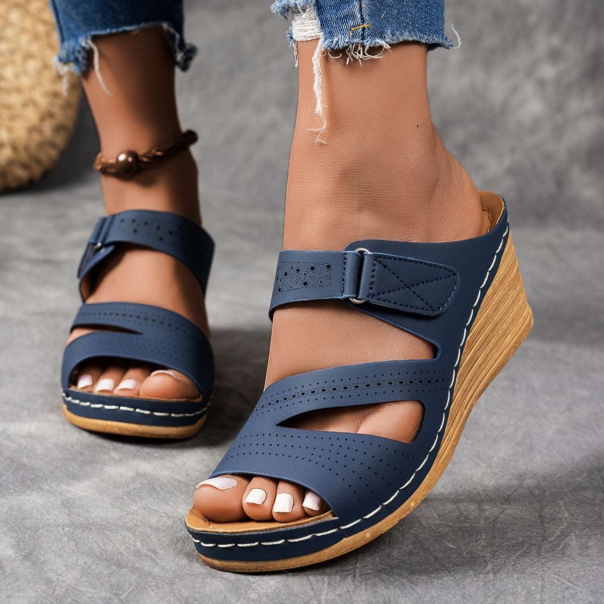 Casual Open Toe with Comfortable Ankle Strap Women's Tan Wedge Sandals